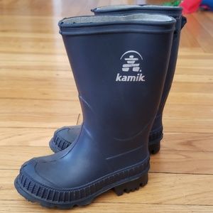 Rain boots